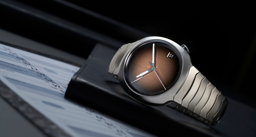 Chiếc đồng hồ vạn niên với tính năng thay đổi ngày tức thời, chỉ hiện diện trong năm 2024