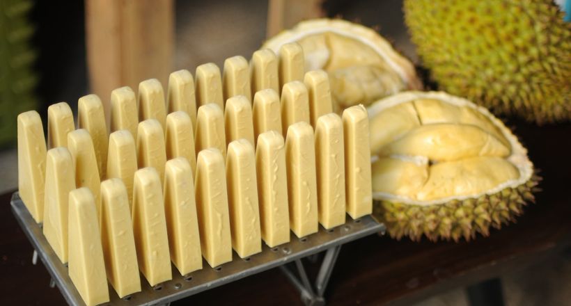 Kem chấm muối ở Hà Nội hút khách vì lạ miệng