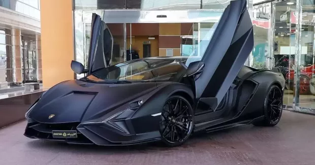 Siêu phẩm Lamborghini Sian của Hoàng Kim Khánh sẽ lại được nhập về Campuchia như Koenigsegg Regera và McLaren Senna?