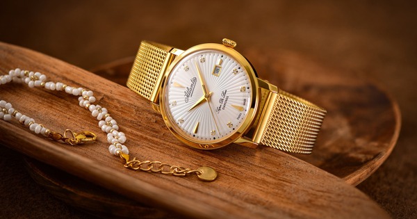 Gợi ý lựa chọn đồng hồ đẹp mắt cho ngày Quốc tế Phụ nữ 8/3