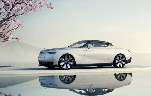 Roll-Royce vừa cho ra mắt xe ô tô hạng sang có tên Arcadia Droptail, được mô tả là chiếc siêu xe đắt giá nhất thế giới.