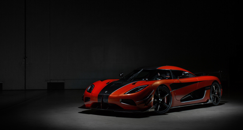 Siêu xe Koenigsegg Jesko: “Mãnh thú” giá “chát” vẫn đắt hàng