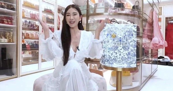 ''Bà hoàng Hermes'' tiếp tục ''đập hộp'' dinh thự rộng gần 750m2 ở Singapore: Riêng phòng tắm và nhà bếp được ốp đá cẩm thạch quý hiếm