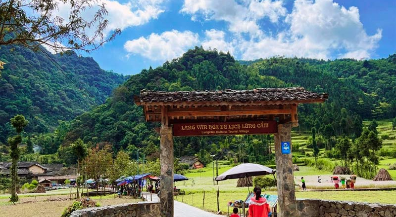 Nét đẹp độc đáo của ngôi làng văn hóa du lịch nổi tiếng nhất Hà Giang