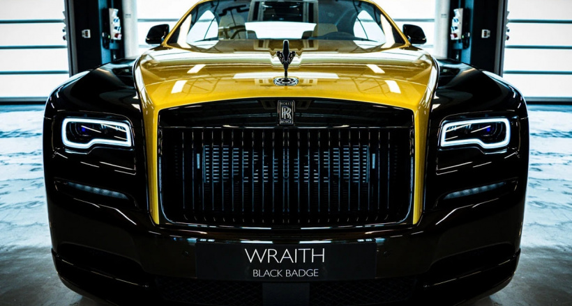 Rolls-Royce Wraith Black Badge Sportive độc nhất thế giới về Việt Nam