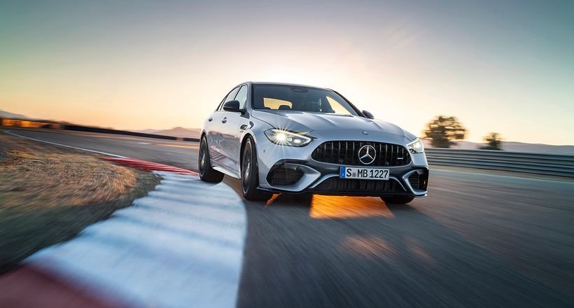Mercedes-AMG C 63 S E PERFORMANCE: Bứt tốc ở tầng cảm xúc riêng