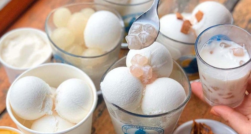 TP.HCM nắng nóng, "cứu cánh" với những món ăn mát lạnh