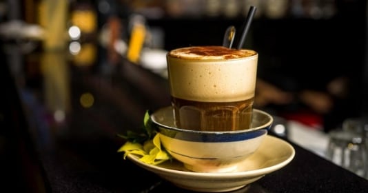 Cà phê trứng - Thức uống “cưa đổ” CEO Apple Tim Cook và người nổi tiếng trên thế giới