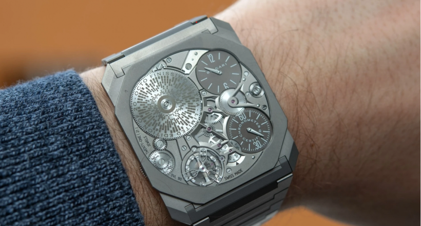 Ngôi vị đồng hồ mỏng nhất thế giới bị "tái chiếm"