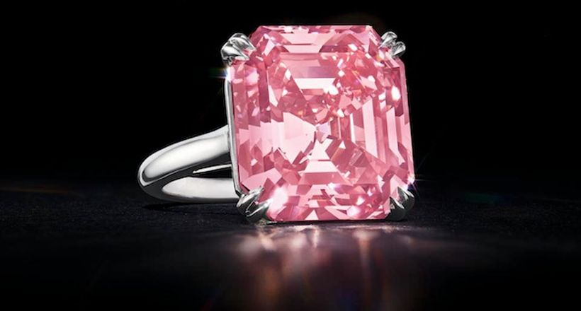 Nhiều viên hồng ngọc lập kỷ lục mới về giá trong đợt bán bộ sưu tập trang sức Heidi Horten