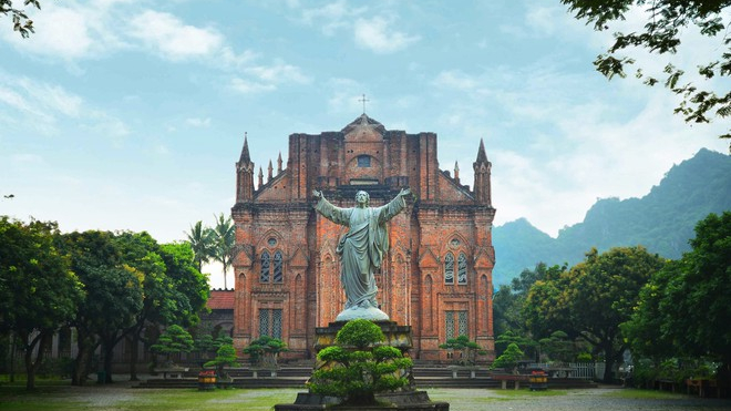 Phát hiện "khu vườn địa đàng" ngay tại Ninh Bình: Mở cửa miễn phí, là địa điểm "sống ảo" khiến giới trẻ thích mê