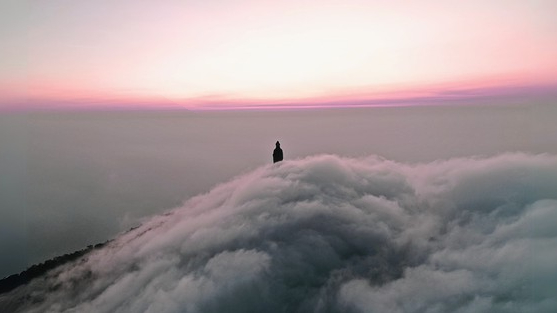 2 ngày xuất hiện mũ mây trên núi Bà Đen, mùa săn mây năm nay đến sớm