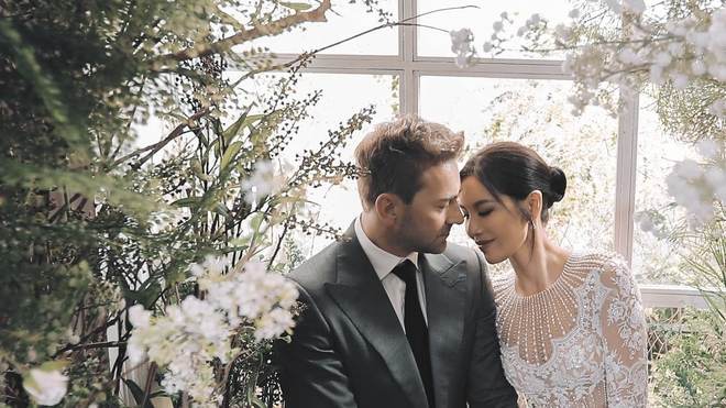 Minh Tú và hôn phu người Đức chính thức đăng ký kết hôn trước thềm đám cưới