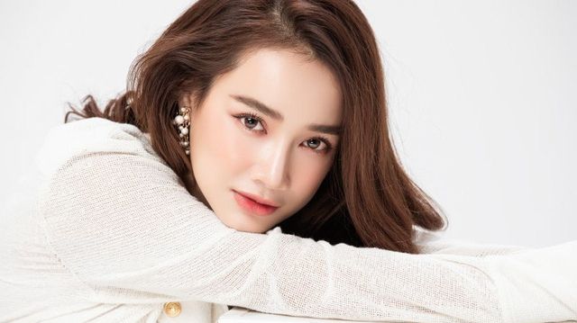 Nhã Phương bị nghi can thiệp 'dao kéo'