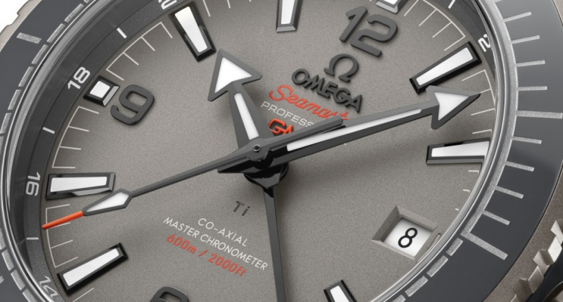 Đồng hồ OMEGA Planet Ocean Dark Grey: Nhẹ nhưng mạnh mẻ với hợp chất gốm mới
