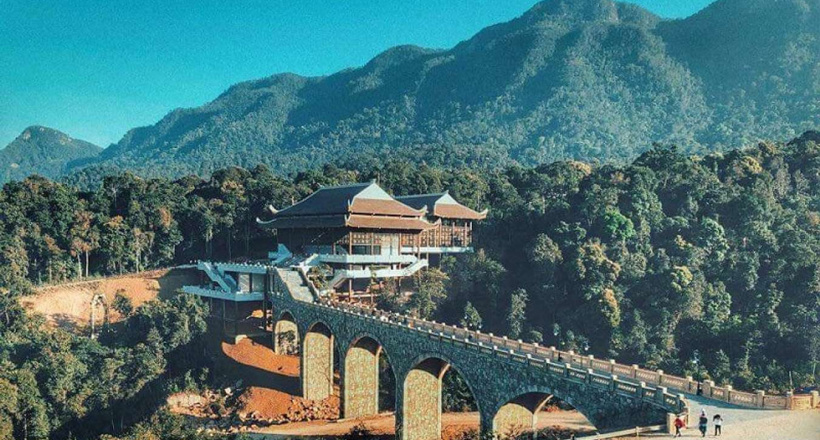 Yên Tử của Việt Nam lên Tạp chí Pháp: "Không chỉ là ngọn núi, nơi đây có cuộc hành trình xuyên thời gian"