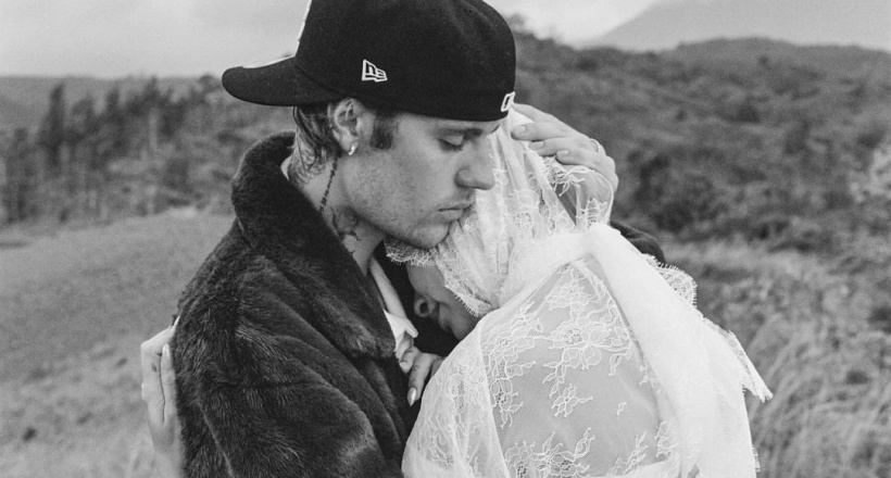 Vợ chồng Justin Bieber chào đón con đầu lòng sau 5 năm kết hôn