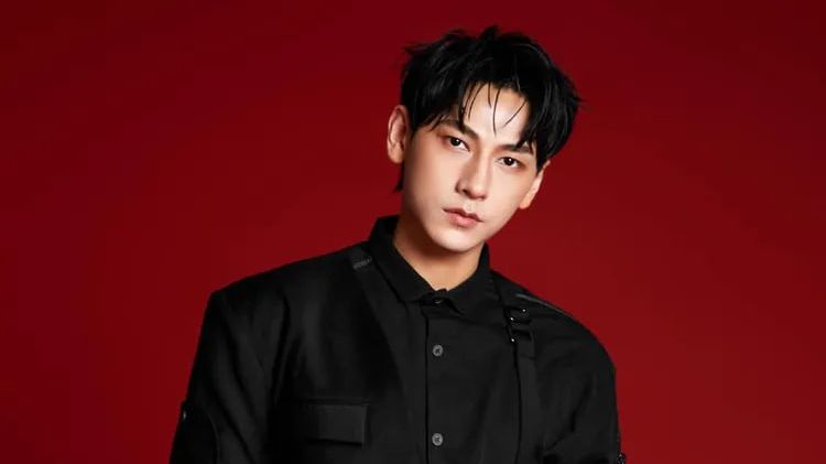Isaac: ‘Tôi không ngại mắc lỗi tại Anh Trai Say Hi’
