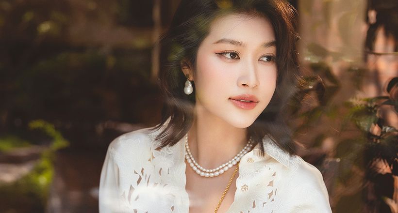 Hoa Hậu Đoàn Thiên Ân hoá tiểu thư tài phiệt với thời trang Lê Thanh Hòa