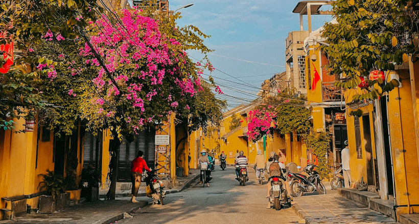 Ông Cao Thắng - Đông Nhi chu du nơi có con đường đẹp nhất thế giới