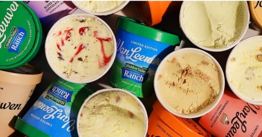 Thương hiệu lớn đua nhau bắt trend ẩm thực kỳ quái