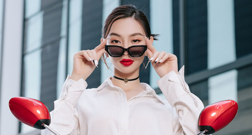 Thùy Tiên phối đồ đơn giản nhưng vẫn thu hút nhờ phụ kiện