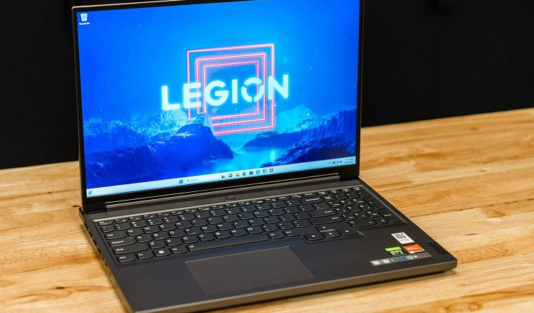 5 loại laptop chơi game kiểu dáng đẹp và hiệu suất tốt đáng mua năm 2024