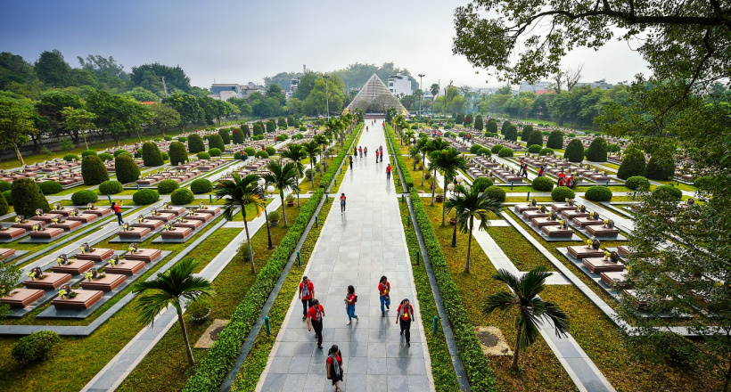 Bay đến Điện Biên mùa hoa đỏ