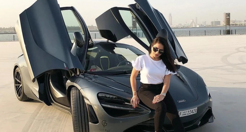 Cuộc sống sang chảnh của 'hội con nhà siêu giàu' trên mạng