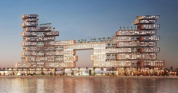 Bên trong khách sạn dát vàng sang trọng bậc nhất ở Dubai có gì?