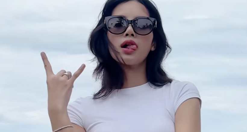 HOT: Lisa tung hình ảnh đầu tiên cho màn comeback solo, tạo hình Rockstar cực chiến!