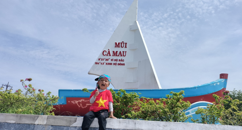 Đất nước Việt Nam hùng vĩ, tươi đẹp qua lời kể của nữ phượt thủ nhiều năm đưa con đi du lịch bằng xe máy