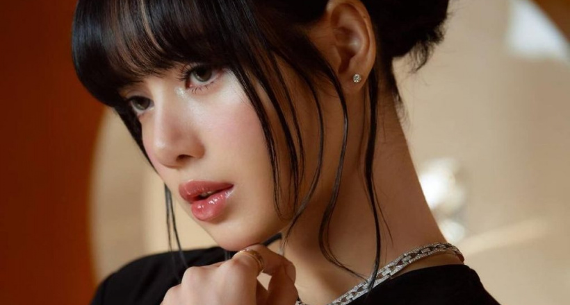 Bí quyết chinh phục vẻ ngoài lôi cuốn như Lisa (BLACKPINK)