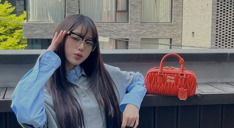 Yêu từ cái nhìn đầu tiên với cách phối đồ theo hệ tư tưởng "Miu Miu Girl"