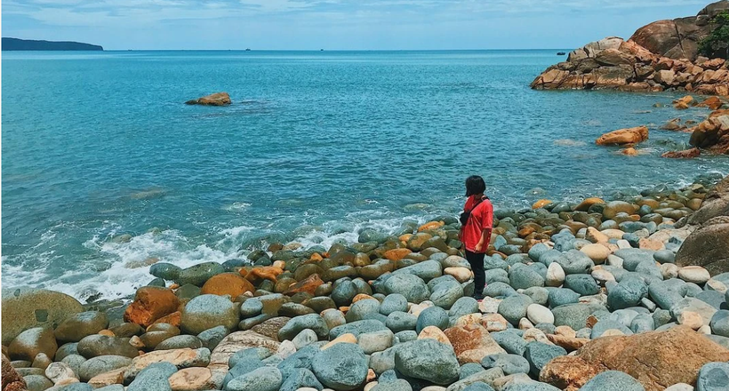Hè này 'lạc lối' tại bãi biển đẹp như phim ảnh ở Quy Nhơn