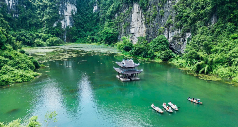 Hè này đi Ninh Bình ăn gỏi cá nhệch, ngắm đồng lúa bất tận