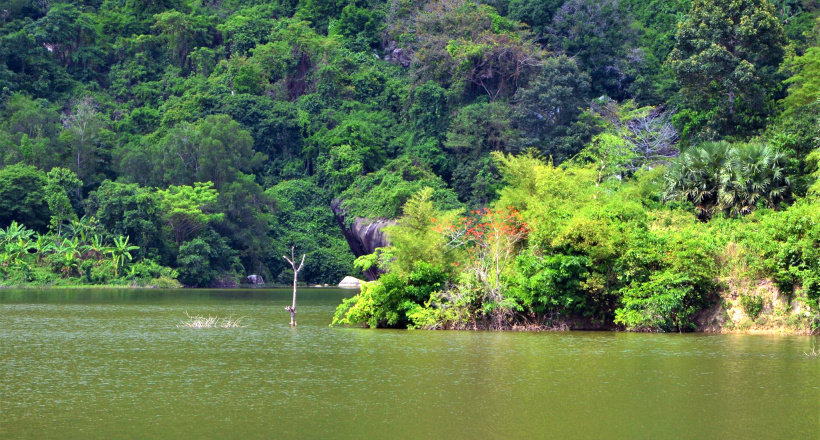 Hè này đi An Giang check in cổng trời, cắm trại bên tuyệt tình cốc