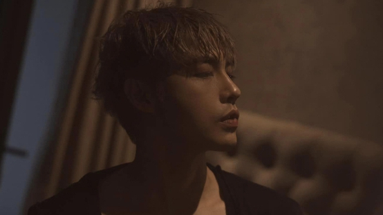 Noo Phước Thịnh đăng ảnh "đốt mắt" khán giả