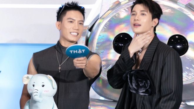 Anh Tú Atus "khờ ngang" khi phải dance battle với Anh Tú Voi