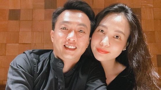 Vợ chồng Cường Đô La cùng lúc có động thái lạ trên MXH