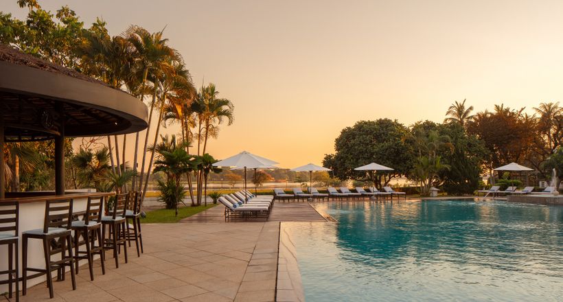 Resort biển Huế có bể bơi tuyệt đẹp không thể bỏ lỡ