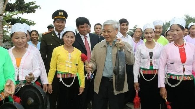 Tổng Bí thư Nguyễn Phú Trọng - Người soi đường cho văn nghệ sĩ