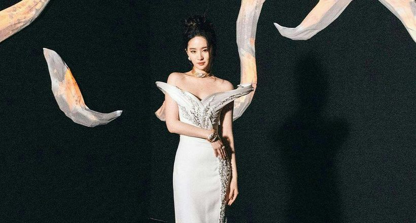 Bên trong triển lãm Serpenti Infinite Tales của Bvlgari với Lưu Diệc Phi và Ngô Lỗi