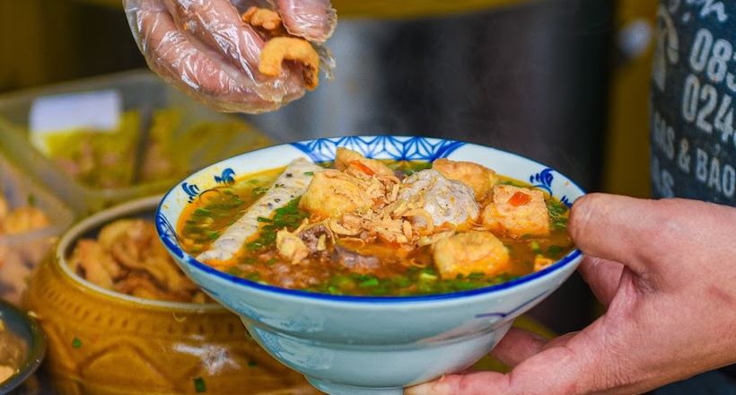 Điểm danh quán bún riêu tóp mỡ ngon chuẩn vị ở TP.HCM