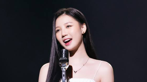 Nữ ca sĩ được cả showbiz "đòi giải cứu" tái xuất, giọng hát và visual thế nào sau thời gian ở ẩn?