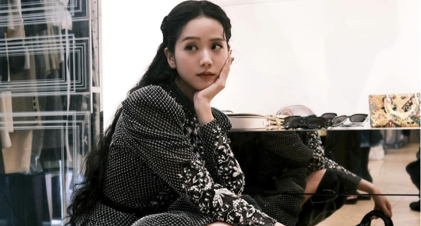 Jisoo giúp Dior top trending tại tuần lễ Paris Haute Couture Thu Đông 2024