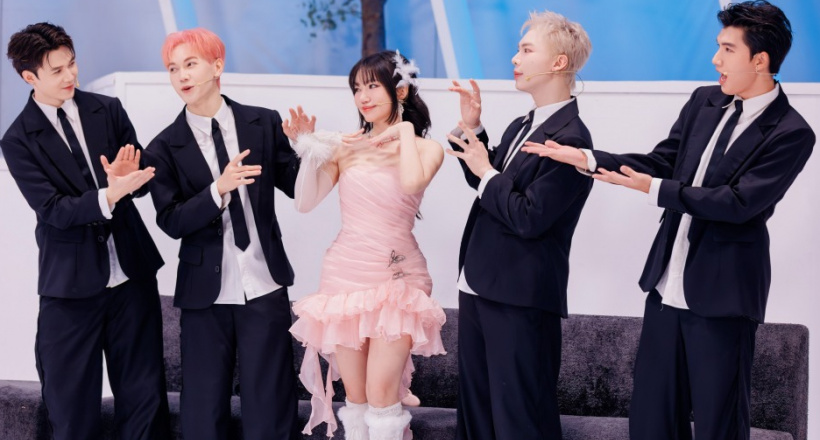 Atus - HIEUTHUHAI nâng tầm độ sĩ với bài hát Ngáo Ngơ