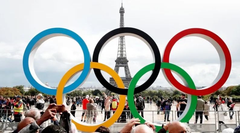 Pháp đã làm gì để tiết kiệm tiền tổ chức Olympic và được những gì?