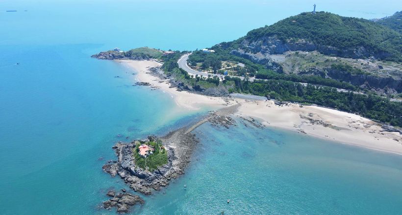 Thành phố lọt top 3 điểm đến được yêu thích nhất dịp nghỉ lễ 2/9: Có 42km đường bờ biển, sở hữu nhiều địa điểm check-in cực hot