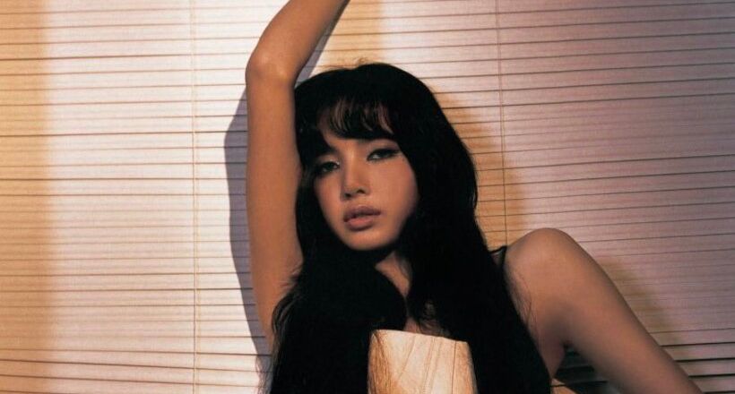 “New Woman”: Thông điệp nữ quyền cộng hưởng cùng loạt thương hiệu xa xỉ của Lisa